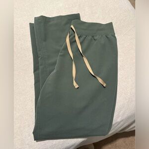 FIGS HIGH WAISTED LIVINGSTON PANTS - Medium Petite